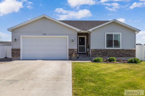 3974 E Hyrum Dr, Idaho Falls, ID, 83401-1268 | Card Image