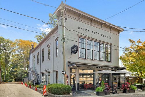 2 Union St, Sparkill, NY, 10976-1214 | Card Image