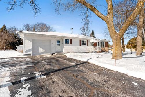 605 Walker Street, Pound, WI, 54161 | Card Image