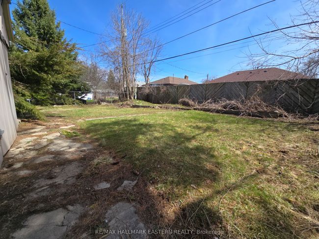 743 Barbara Cres, House other with 2 bedrooms, 2 bathrooms and 2 parking in Peterborough ON | Image 40