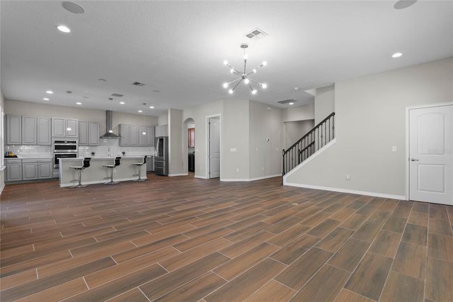 Gourmet Kitchen Great Room Combo | Image 18