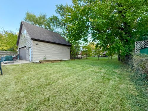 8223 Maple Ave, Gary, IN, 46403-1473 | Card Image
