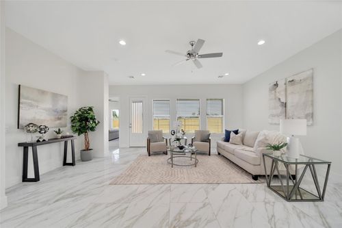 7611 Athlone Dr, Houston, TX, 77088-5632 | Card Image