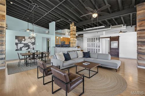 apt-1204-1501 Locust St, Saint Louis, MO, 63103-1848 | Card Image