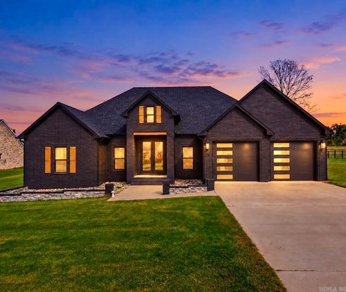 29 Republican Valley Dr, Greenbrier, AR, 72058-8838 | Card Image