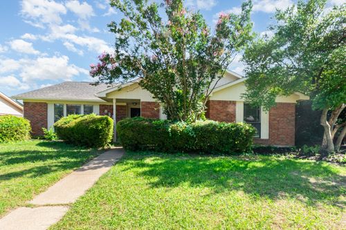 828 Whitehall Dr, Plano, TX, 75023-6822 | Card Image
