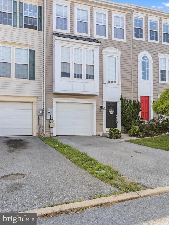 Globe St, Martinsburg, WV 25404