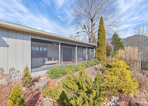 12 Willow View Drive, Franklin, NC, 28734 | Card Image