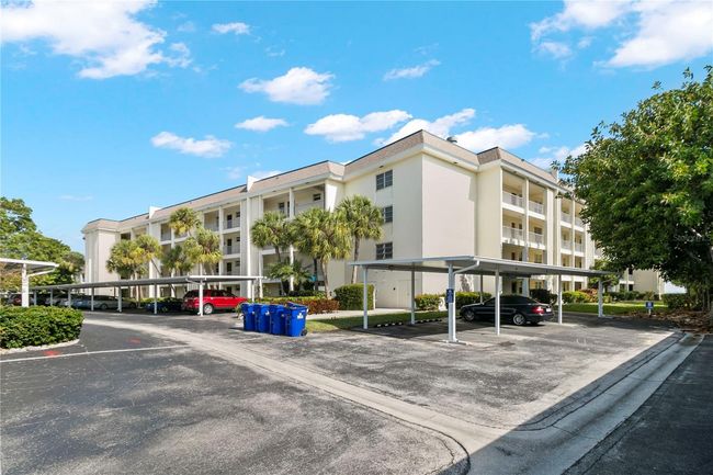 APT-102 - 605 Sutton Pl, Condo with 2 bedrooms, 2 bathrooms and null parking in LONGBOAT KEY FL | Image 28