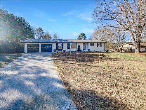 1224 Murray Cir Sw, Marietta, GA, 30064-3932 | Card Image