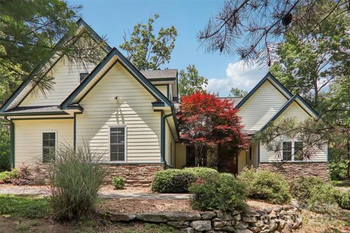 398 Falling Leaves Ln, Hendersonville, NC, 28792 | Card Image