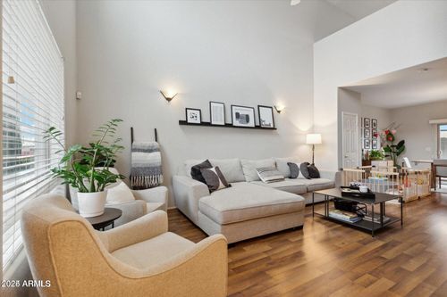 5210 N 16th Dr, Phoenix, AZ, 85015-9003 | Card Image