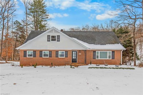5370 Palisade Dr, Pfafftown, NC, 27040-9644 | Card Image