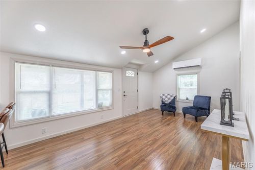 73 D St, Qulin, MO, 63961-9319 | Card Image