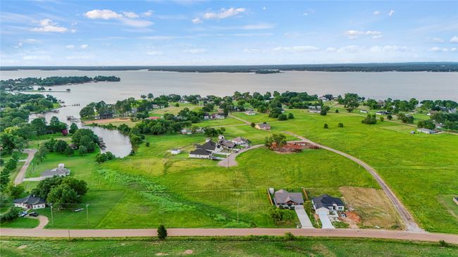 Bird's eye view of a large body of water | Image 24