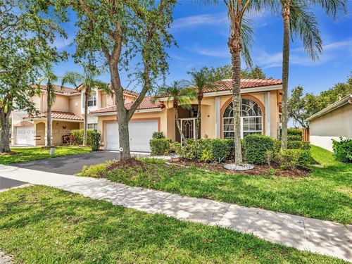 102 Gables Blvd, Weston, FL, 33326-2588 | Card Image