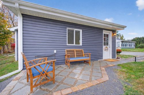 86 Vassar Rd, Poughkeepsie, NY, 12603-5241 | Card Image