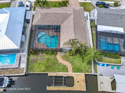 178 Via De La Reina, Merritt Island, FL, 32953-2925 | Card Image