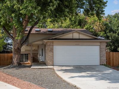 6229 Zenobia Court, House other with 3 bedrooms, 2 bathrooms and 2 parking in Arvada CO | Image 2