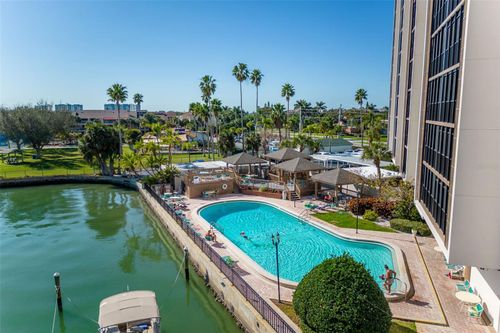 213-10355 Paradise Blvd, TREASURE ISLAND, FL, 33706-3157 | Card Image