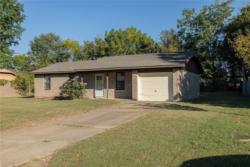 124 Pheasant Dr, Farmington, AR, 72730-3040 | Card Image