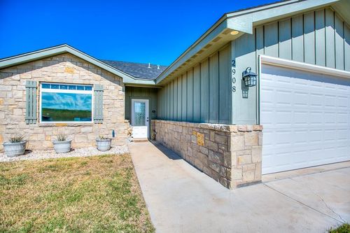 2908 Houston St, San Angelo, TX, 76901-2962 | Card Image