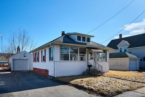 5 Ruggles St, Three Rivers, MA, 01080-1135 | Card Image