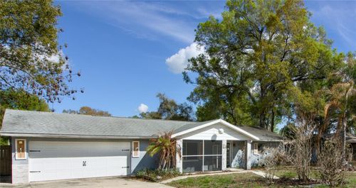 501 Rose Ave, Fruitland Park, FL, 34731-2210 | Card Image