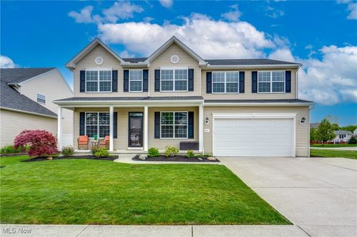 3617 Weston Dr, Avon, OH, 44011-3108 | Card Image