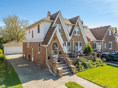 7436 Coolidge, Center Line, MI, 48015-2044 | Card Image