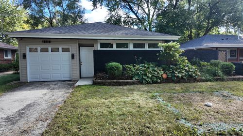 15115 Meadow Ln, Dolton, IL, 60419-2906 | Card Image