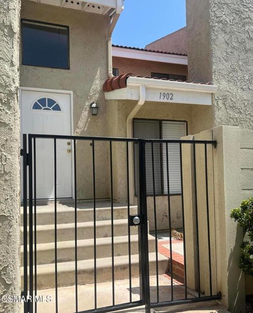 1902 Stow St, Simi Valley, CA, 93063-4546 | Card Image