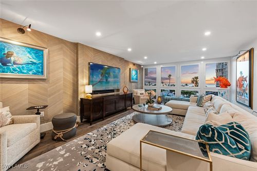 4b-4031 Gulf Shore Blvd N, NAPLES, FL, 34103-2605 | Card Image