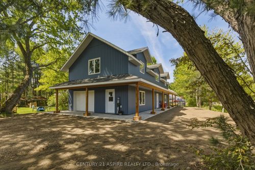 32 Wilson St, Chalk River, ON, K0J1J0 | Card Image