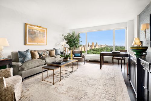 25b-200 Central Park S, New York, NY, 10019-1448 | Card Image
