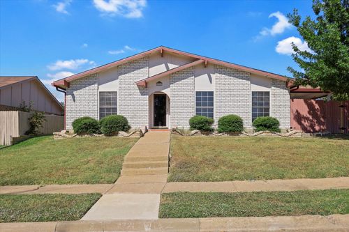 2721 Cedar Elm Ln, Garland, TX, 75043-6028 | Card Image