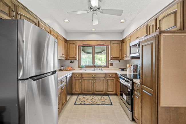 10701 Hopkins Rd, House other with 5 bedrooms, 5 bathrooms and null parking in Bloomington MN | Image 16