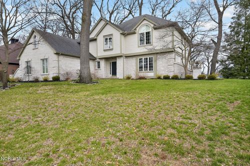 9114 Oak Valley Rd, Holland, OH, 43528-9221 | Card Image