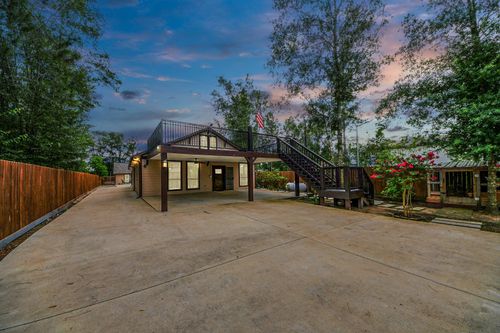 824 Road 5203, Cleveland, TX, 77327-3941 | Card Image