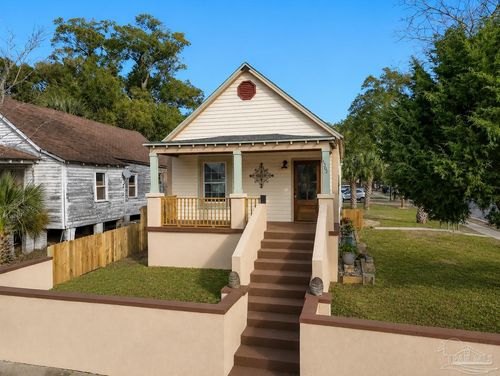 1302 Dr Martin Luther King Jr Dr, Pensacola, FL, 32503-5526 | Card Image