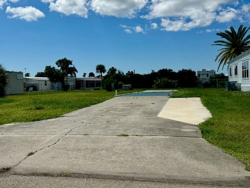 1574 Blue Heron Dr, ENGLEWOOD, FL, 34224-4708 | Card Image