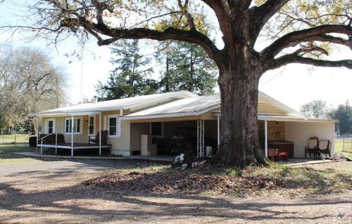 16912 Fm 44 S, Avery, TX, 75554-6127 | Card Image