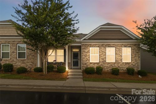 8420 Union Central Ct, Waxhaw, NC, 28173-2012 | Card Image