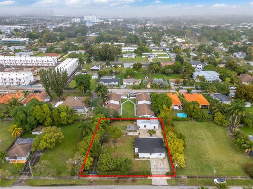 75 Nw 160th St, Miami, FL, 33169-6509 | Card Image