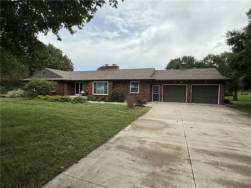 1211 N 6th St, Hiawatha, KS, 66434-1536 | Card Image