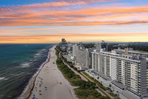 1716-5601 Collins Ave, Miami Beach, FL, 33140-2456 | Card Image