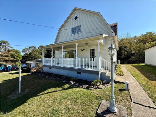 122 Euclid St, Amsterdam, OH, 43903-7953 | Card Image