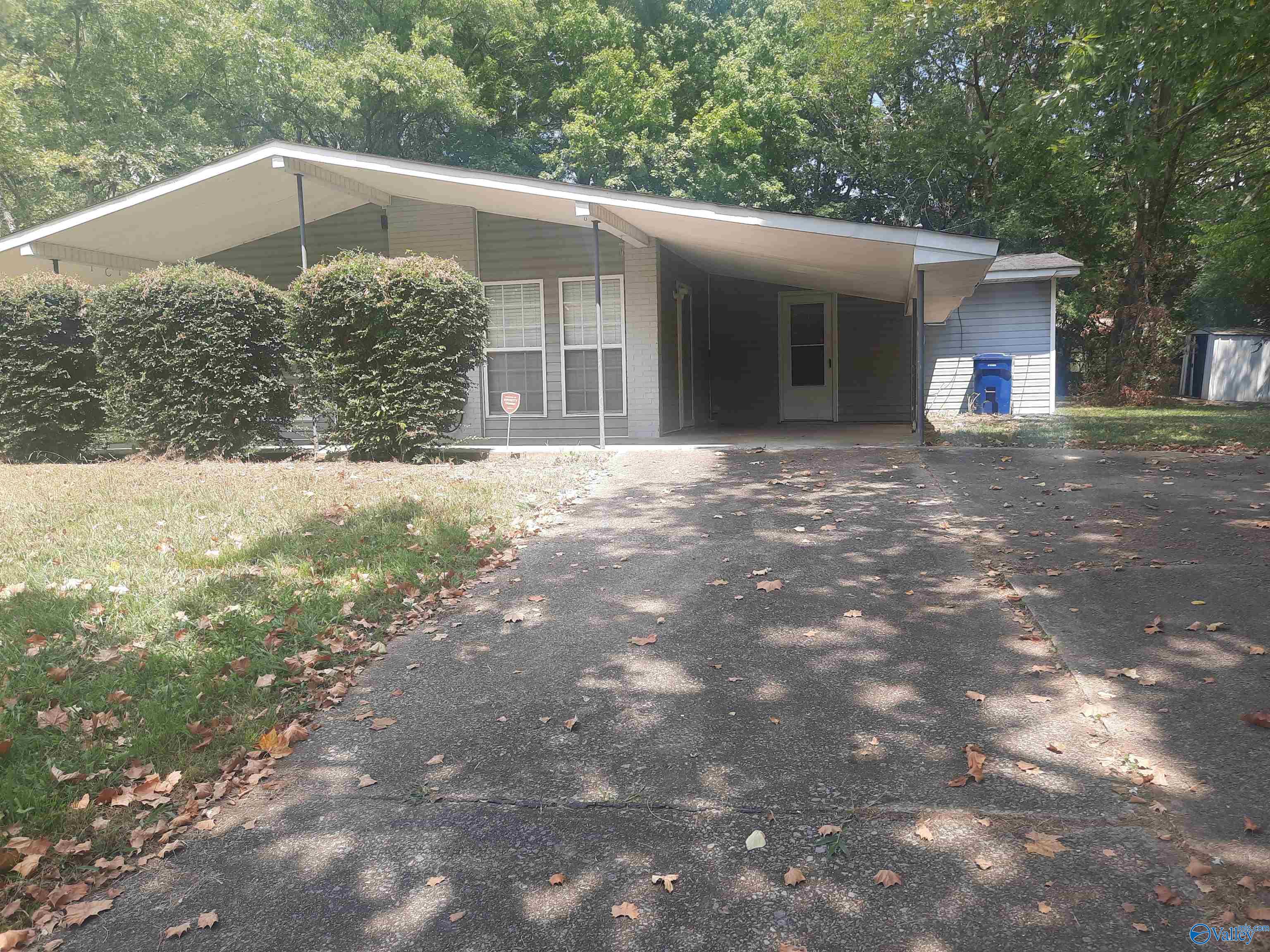 Vining Cir, Huntsville, AL 35810