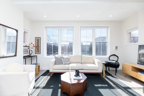 apt-201-70 Bremen St, Boston, MA, 02128-2098 | Card Image