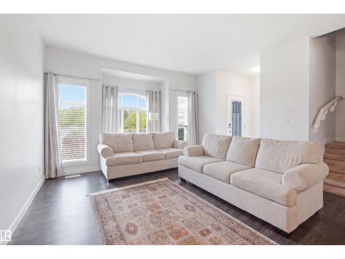 22-723 172 St Sw, Edmonton, AB, T6W2N6 | Card Image